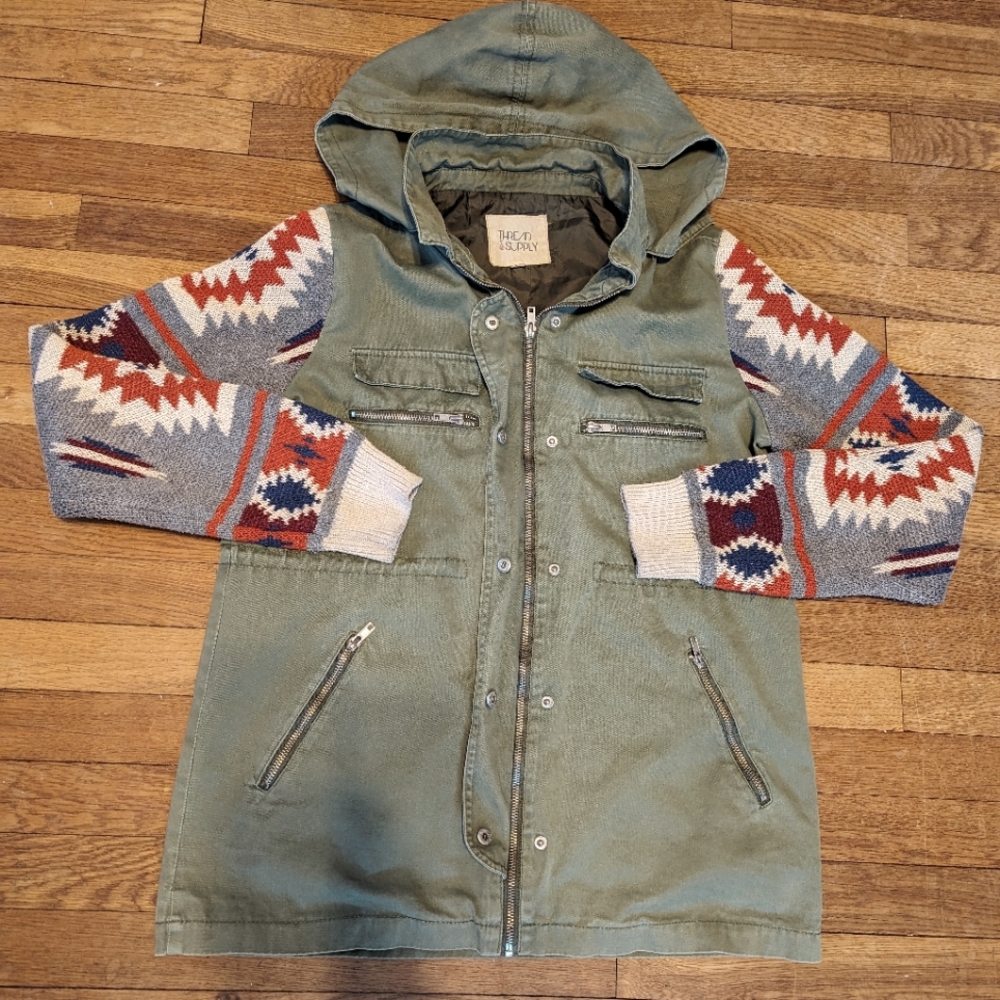 Thread&Supply Aztec sweater sleeves hooded zip/snap olive green jacket- preowned